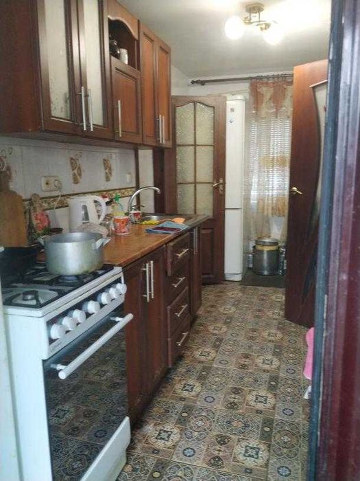 В центре Чугуева продам часть дома