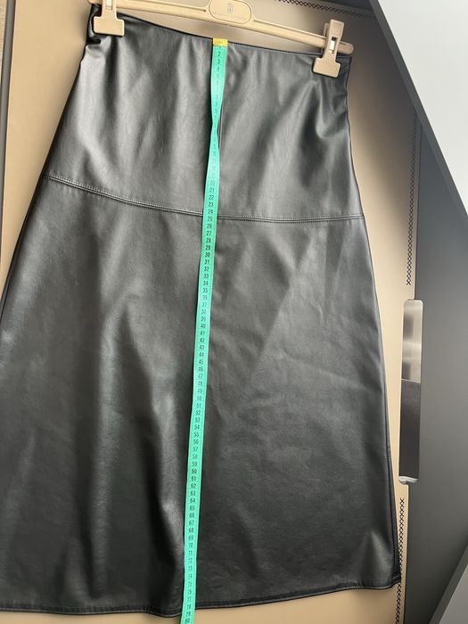 Спідниця чорна Max Mara екошкіра розмір М