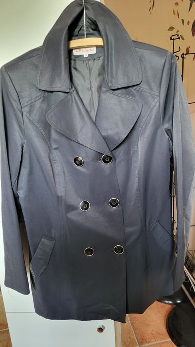 Damska kurteczka lekka z kieszeniami