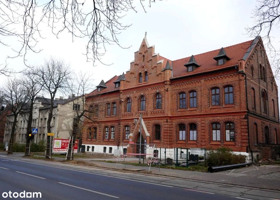 STARY SZPITAL - lok. usługowy - ost. wolny lokal !