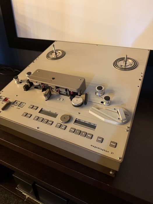 Котушковий магнітофон Telefunken Magnetophon M21
