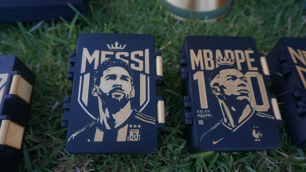 Mundial 2026 - Troféu - Caixas cromos e cadernetas