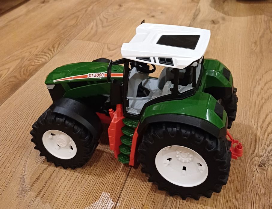 Bruder traktor jak nowy