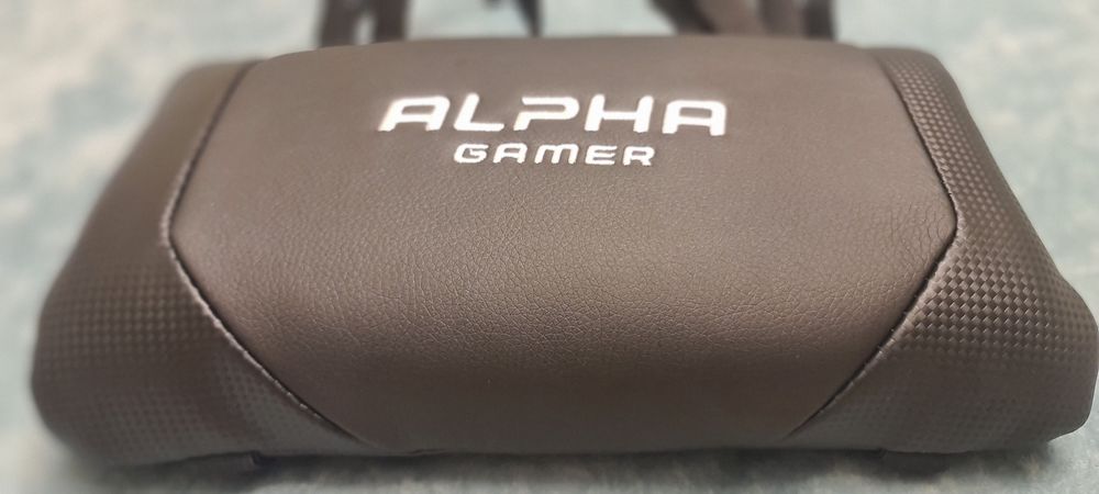 Encosto de cabeça "ALPHA GAMER" novo