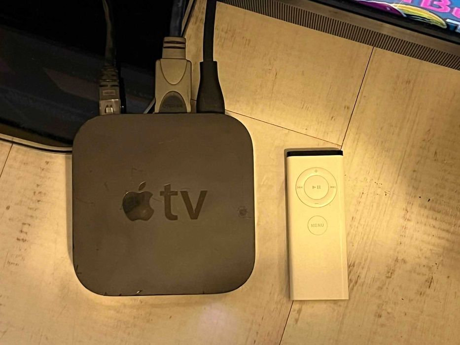 Philips Essence 42cale + APPLE TV