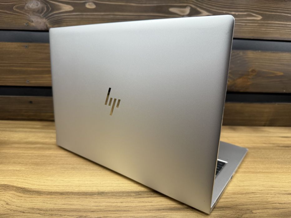 HP EliteBook 1040 G4 14”FHD IPS i5-7300u/8GB DDR4/256 Gb M2/15%