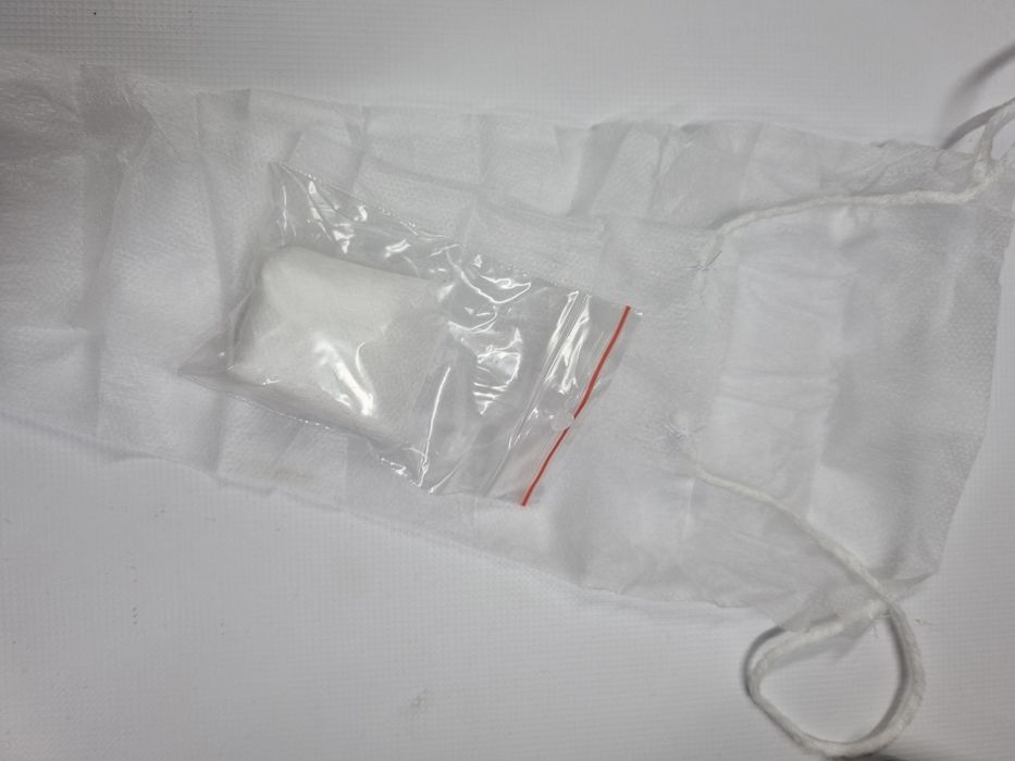 Stringi jednorazowe bielizna jednorazowa fizelina