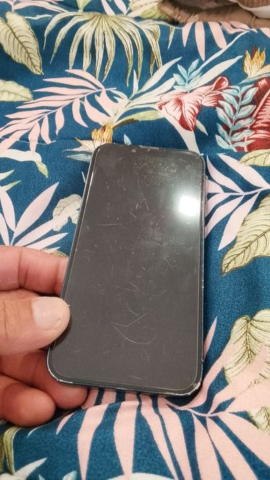 iPhone 13 128gb bom telefone