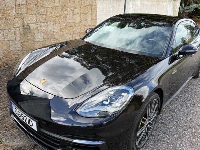 Porche Panamera 4 Hibrido