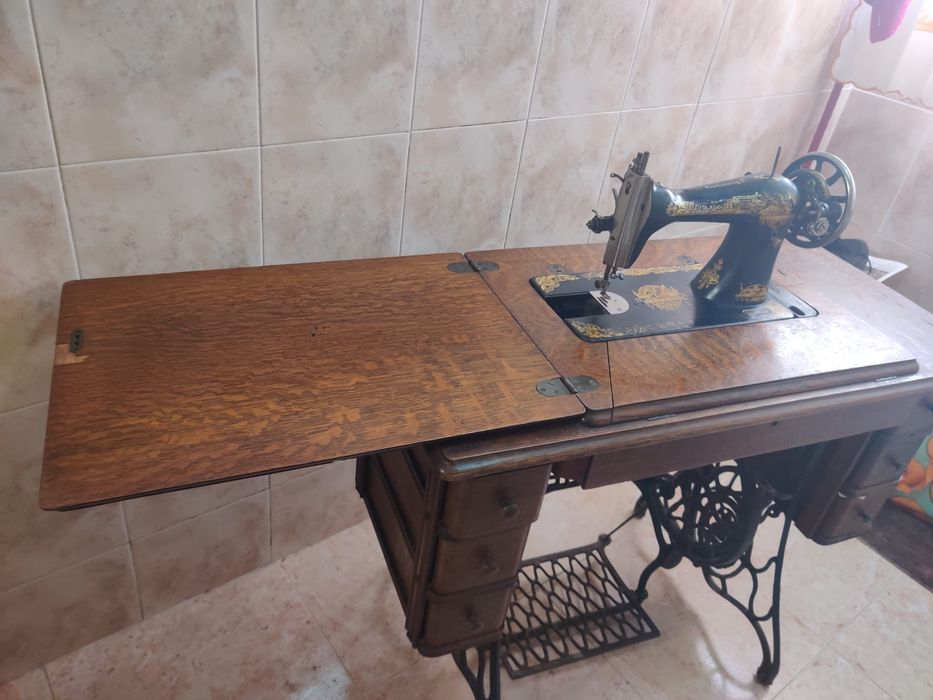 Máquina de costura vintage