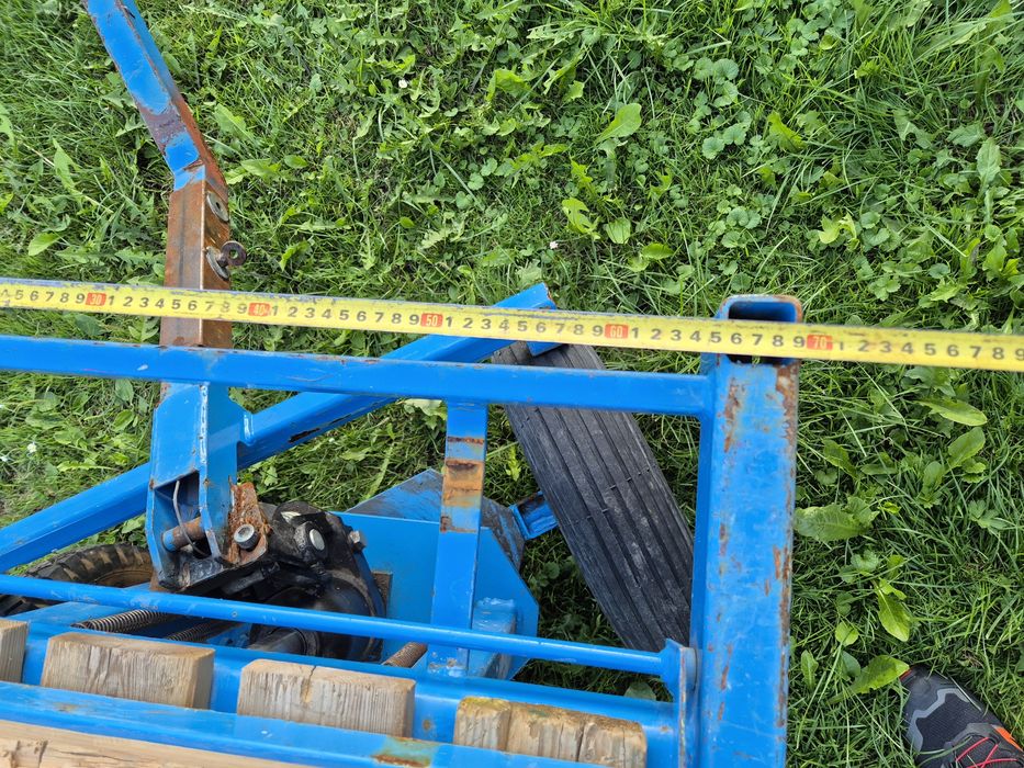 Wózek transportowy  1t  podnoszony