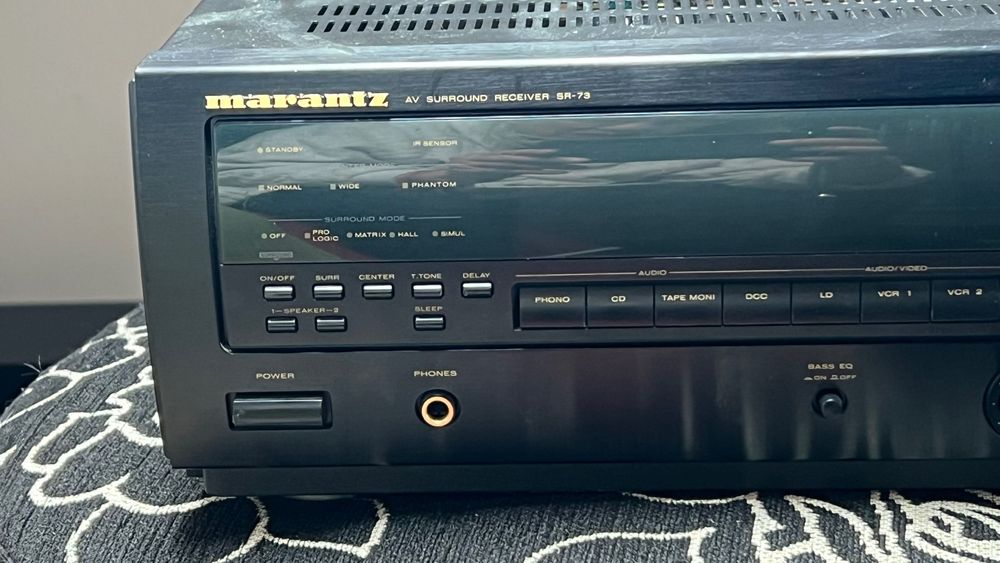 Receptor de sonido envolvente AV Marantz SR-73