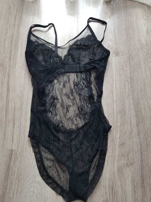 Body koronka S Reserved nowe bez metki