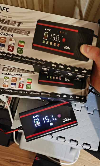 Зарядний пристрій EAFC на 12v 15 ампер 200W (LiFePO4, AGM, GEL)