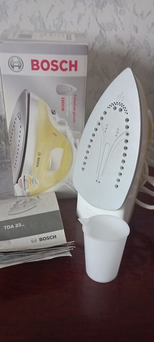 Фирменный утюг Bosch