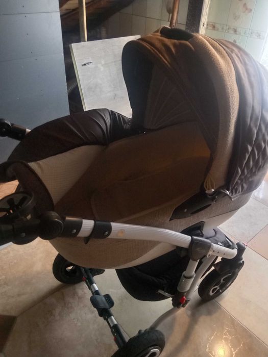 Дитяча.  каляска