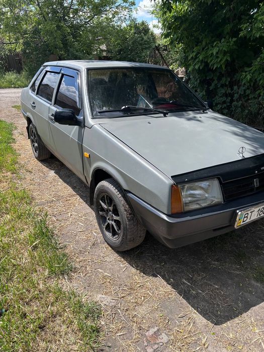 Продам ваз 21099