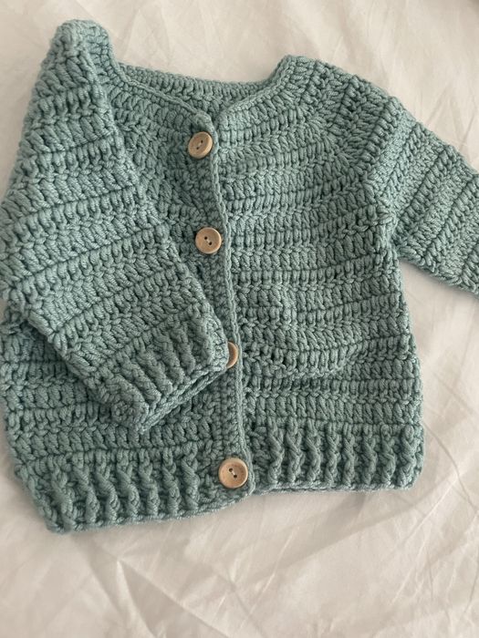 Sweterek handmade miętowy szałwia