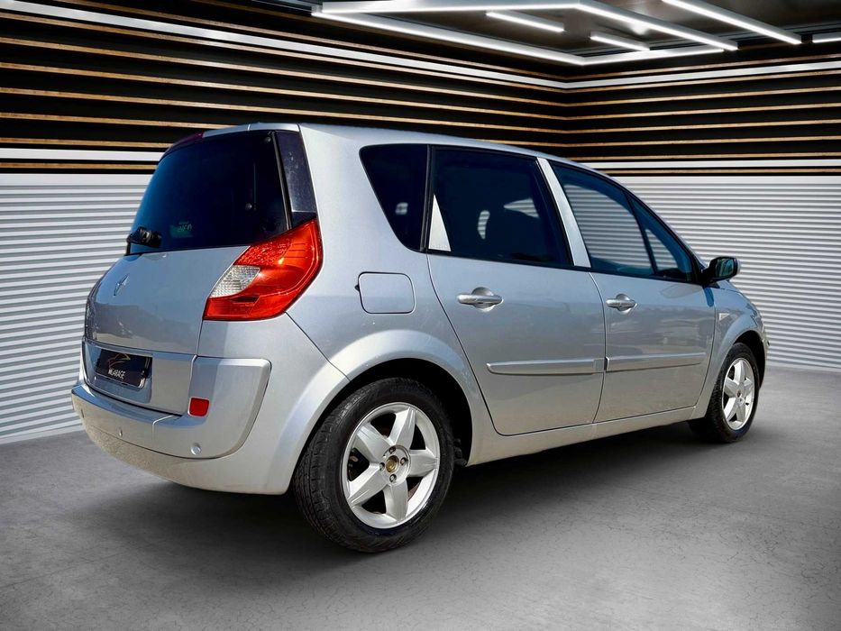 Renault Scénic Exclusive 1.5dCi Full Extras c/Garantia - 99€ p/mês — photo 3