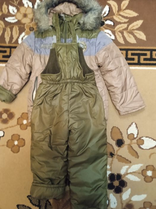 Комбинезон зима.на 110р.