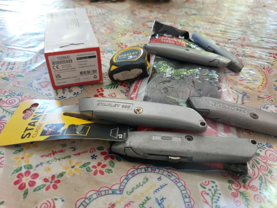 7 siszatos marca standlei c/laminas 7+ 10  pares de luvas marca juba