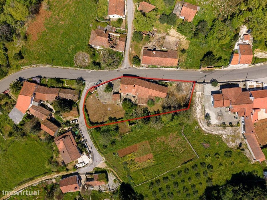 Moradia T4 Alvados