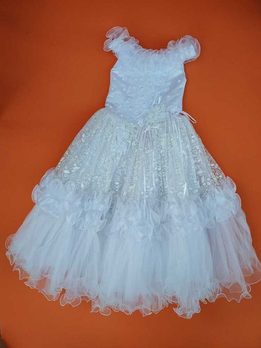 Праздничное платье на 10-11 лет