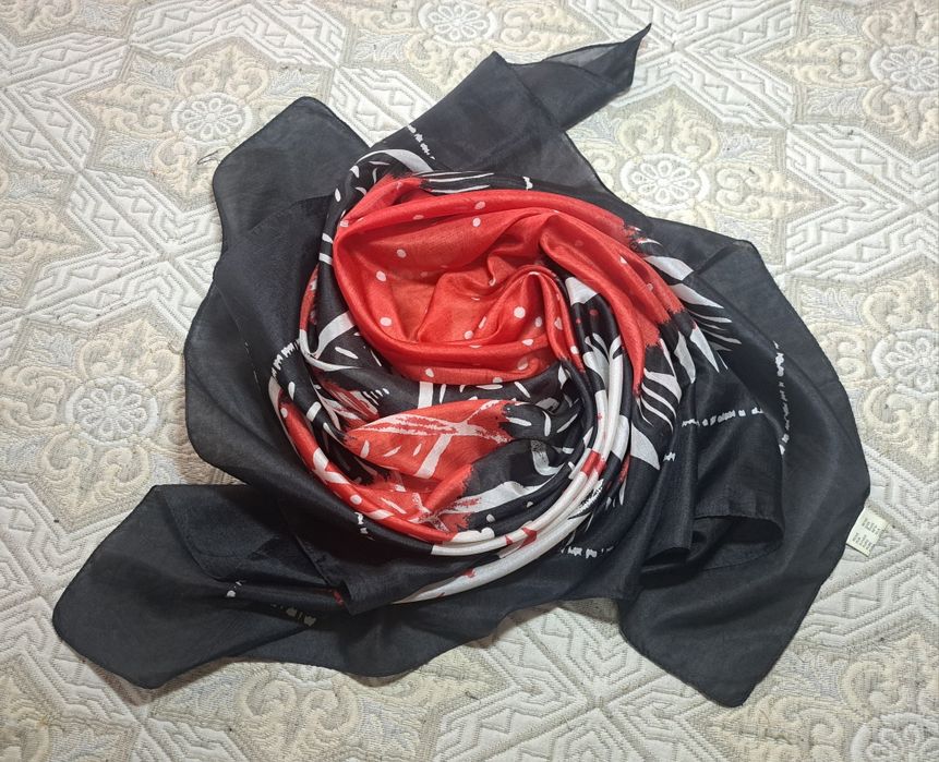 Платок великий 100% silk.  Квіти.