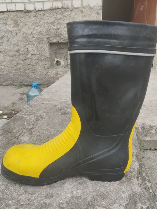 viking men's vw42 rubber boot
