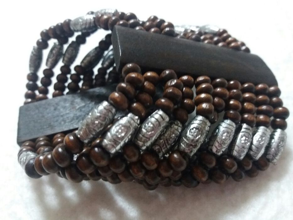 Lote de 9 pulseiras de estilos diversos