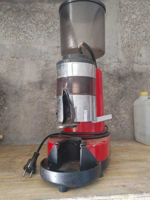 Moinho de café Astoria com contador