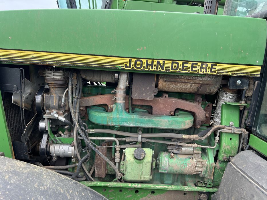 Трактор John Deere 7800