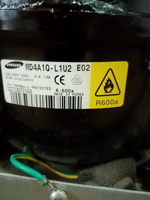 Ремонт холодильників, холодильних вітрин, холодильних камер.