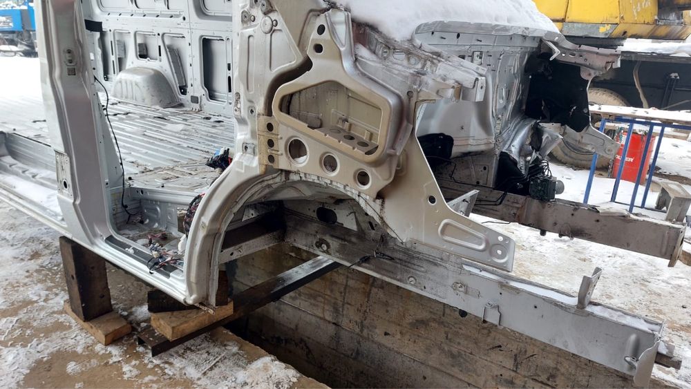 Кузов Mercedes sprinter 907 ,910