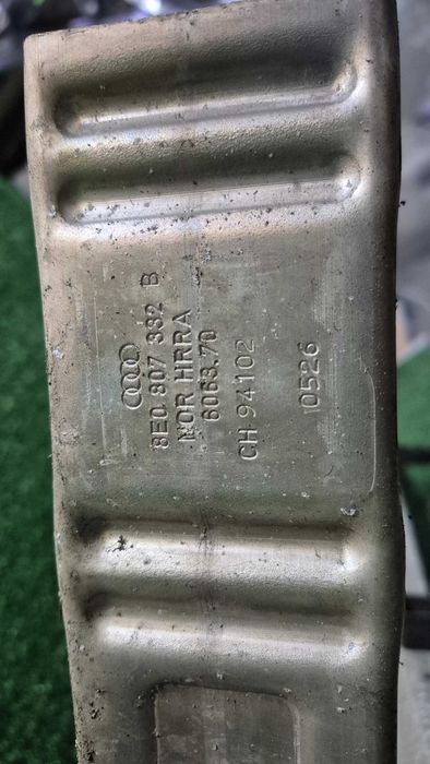 Reforço Metálico Para-Choques Traseiro Audi A4 B6 B7 Avant 8E Ref 8E0807313L - Excelente Estado