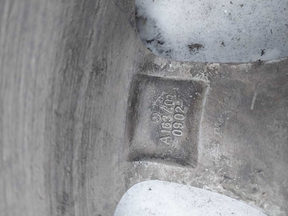 диск mercedes 17 дюймов 8.5J 52 ET