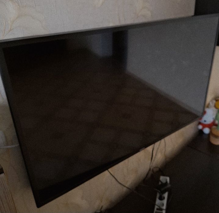 Телевізор Samsung 43″ Full HD UE43N5000 — ідеальний стан