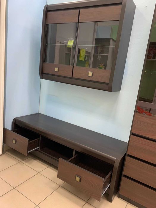 Тумба під телевізор /Тумба под телевизор/Тумби ТВ