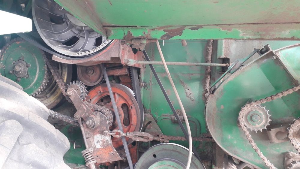 Продам комбайн Дон 1500 б