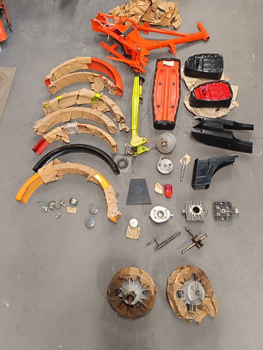 Motorynka Romet ogar komar Żak wsk części nowe z PRL-u