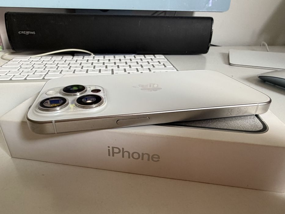 Bateria 95% iPhone 15 Pro 128gb White Titanium Idealny