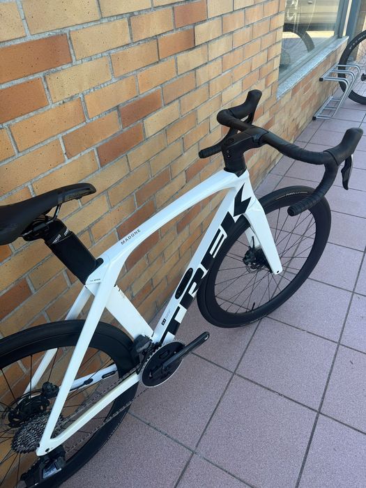 TREK MADONE SL6 2022