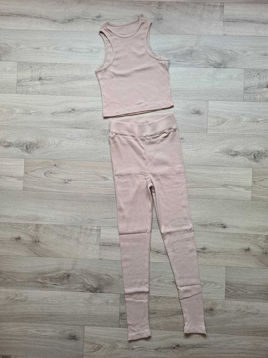 komplet dresowy, top, bluza, legginsy prążkowane w prążek, dres damski