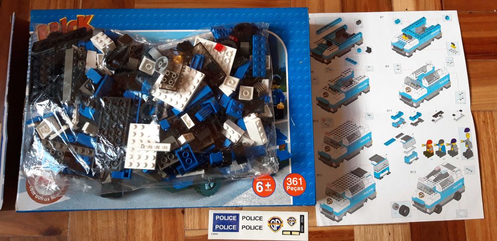 Brick & Fun  Policia