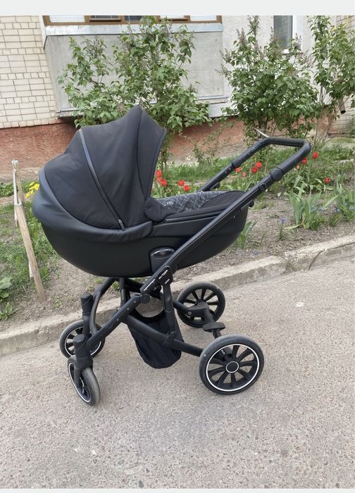 Продам коляску Anex