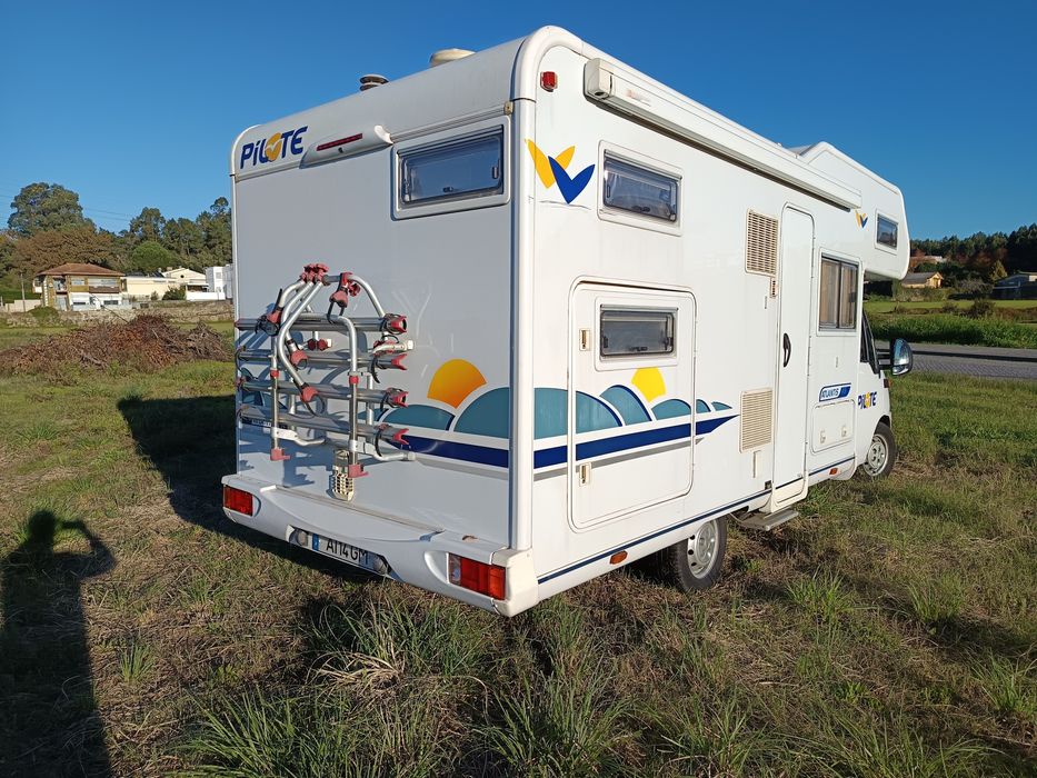 Autocaravana Pilote 6 dormidas com ar condicionado
