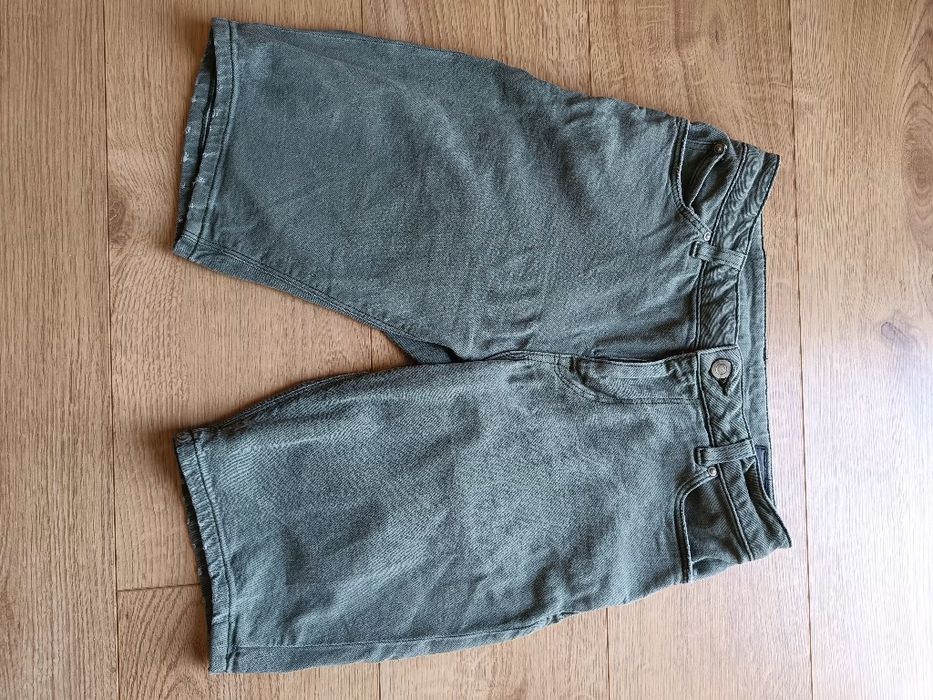 Spodenki jeansowe asos r.XS fit waist W28