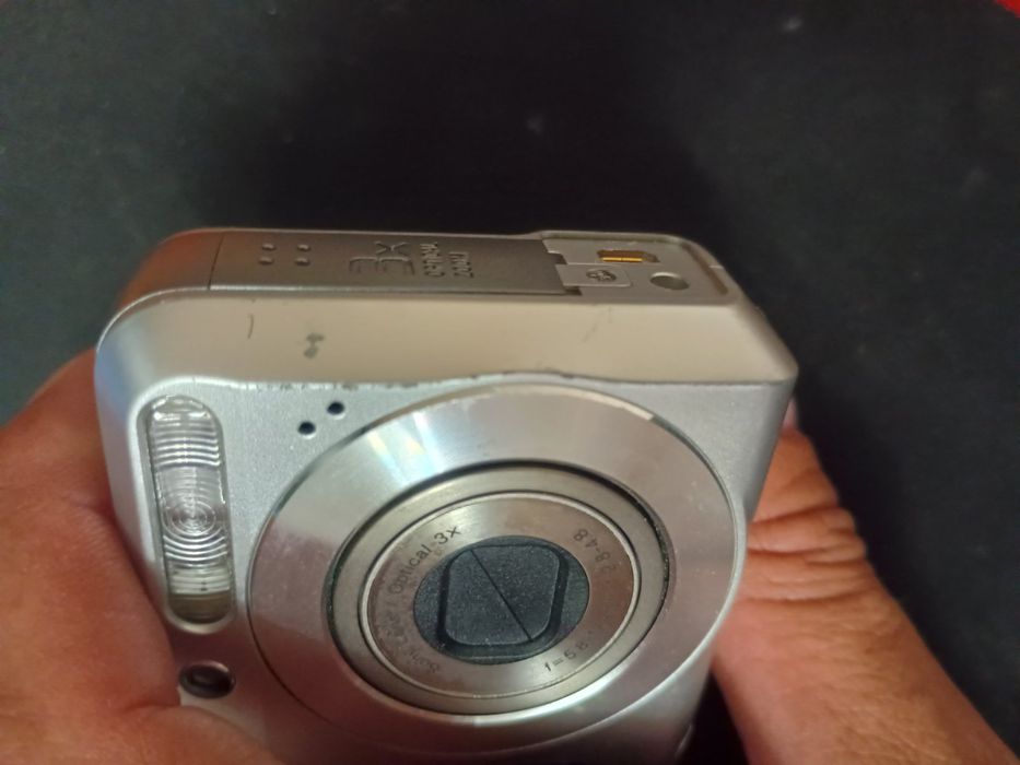 Фотоаппарат CANON.