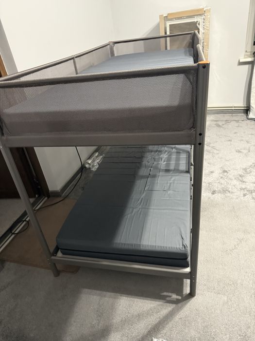 Ліжко IKEA з матрасами