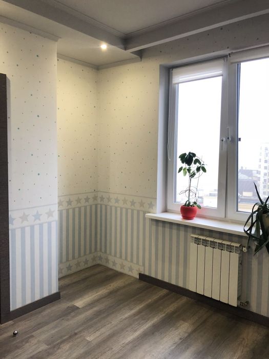 Сдам 2х кімнатну квартиру.вул. Дмитрівська 75